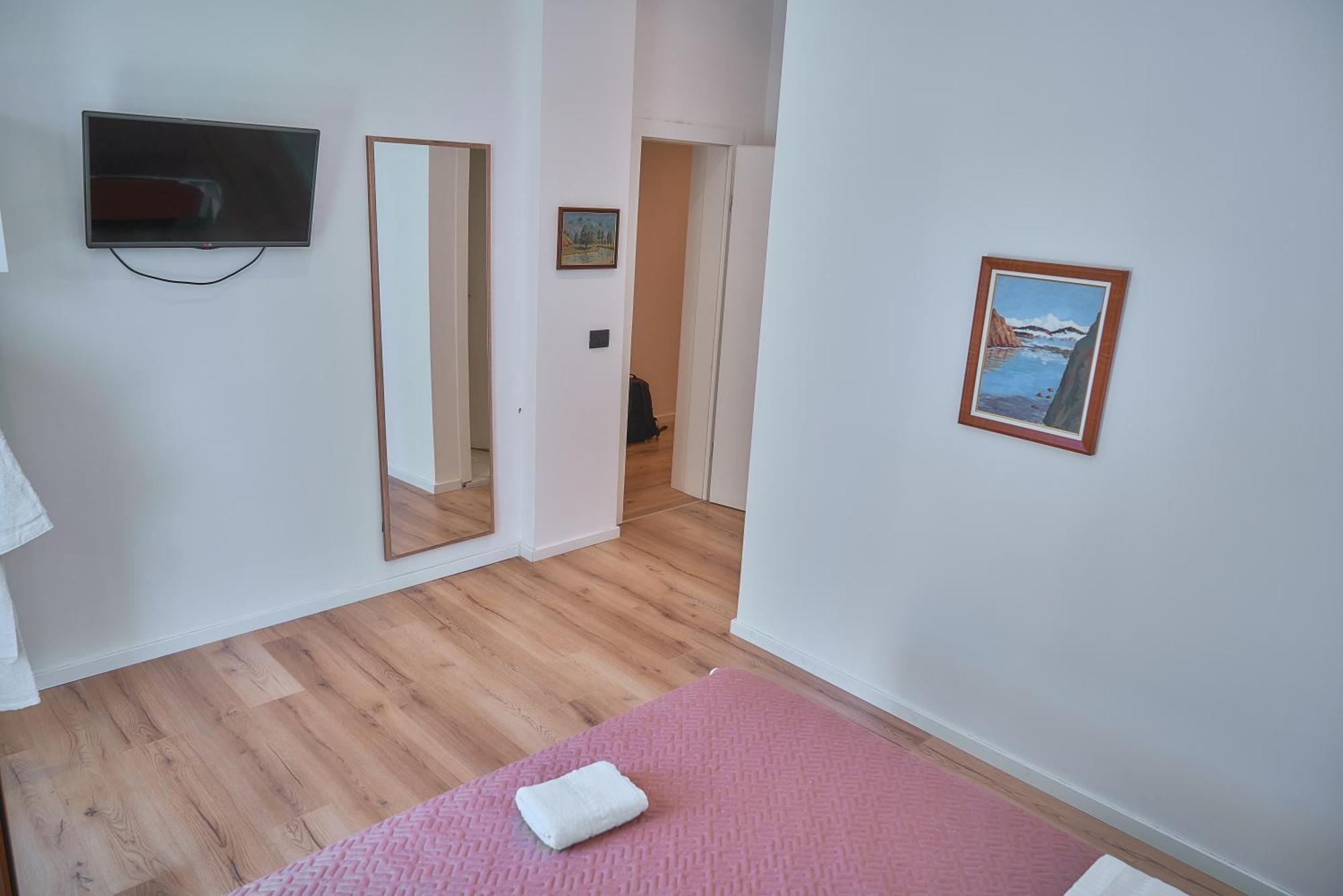 Kalpazo Inn Tirana Exteriör bild