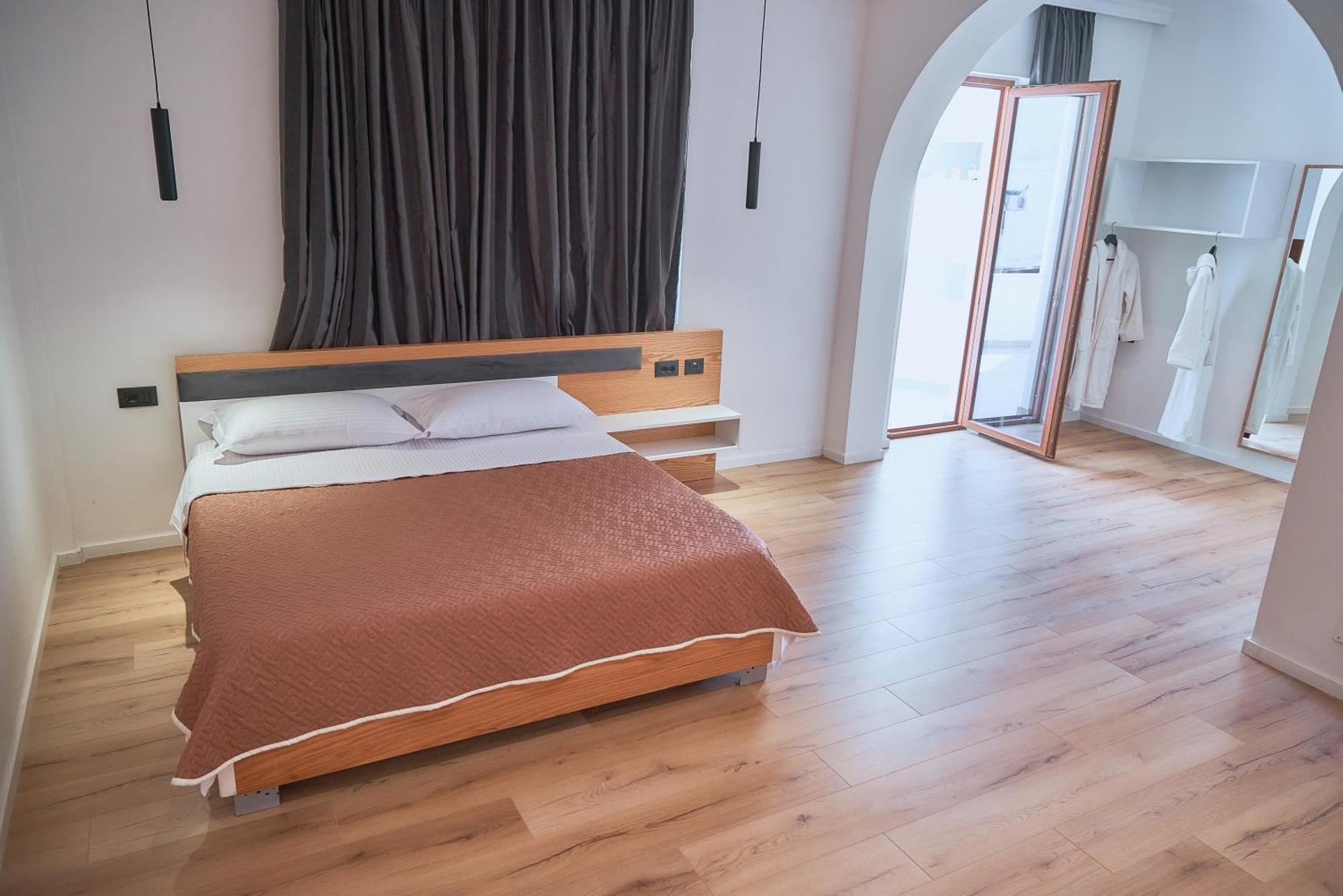 Kalpazo Inn Tirana Exteriör bild