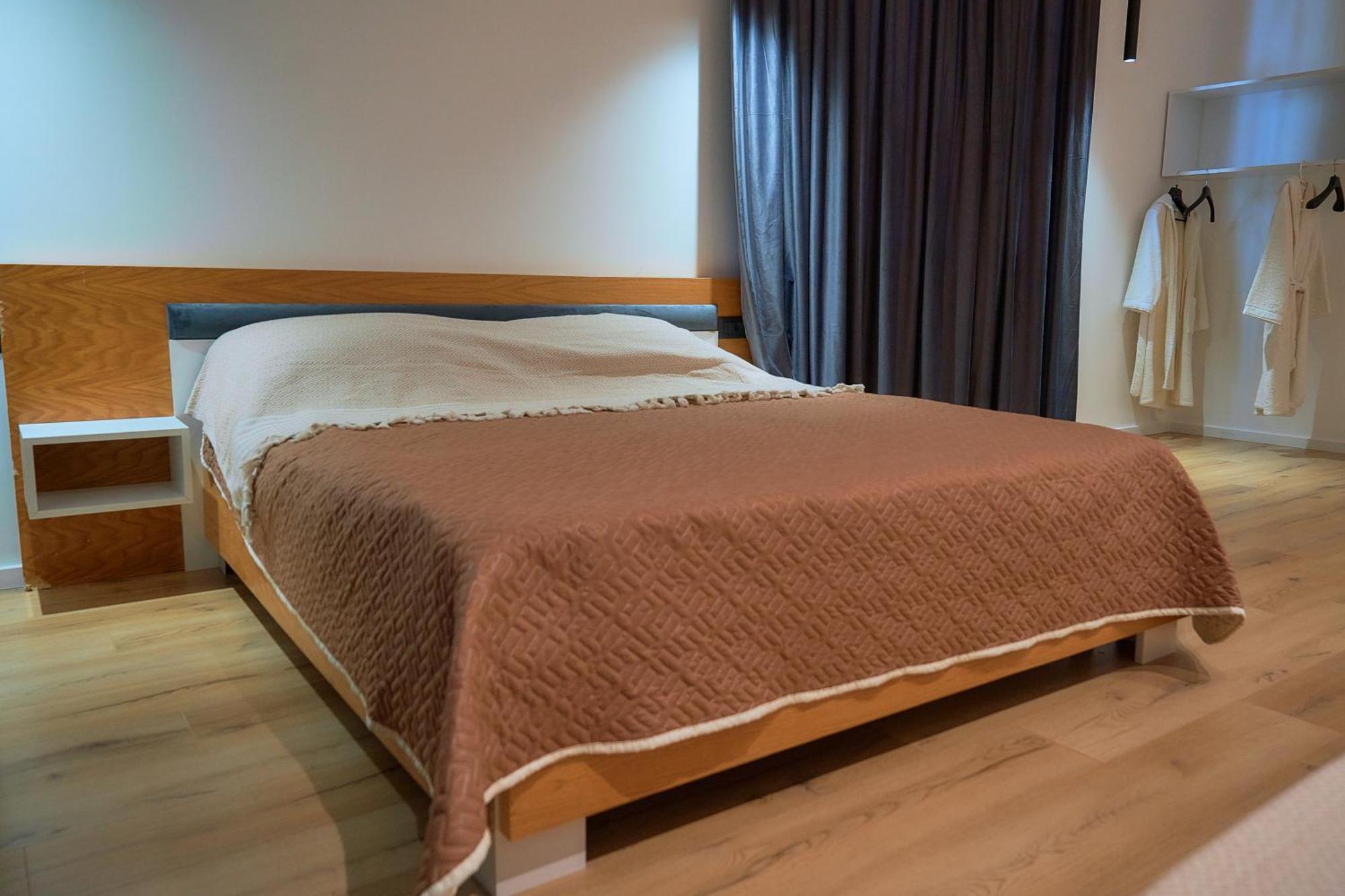 Kalpazo Inn Tirana Exteriör bild